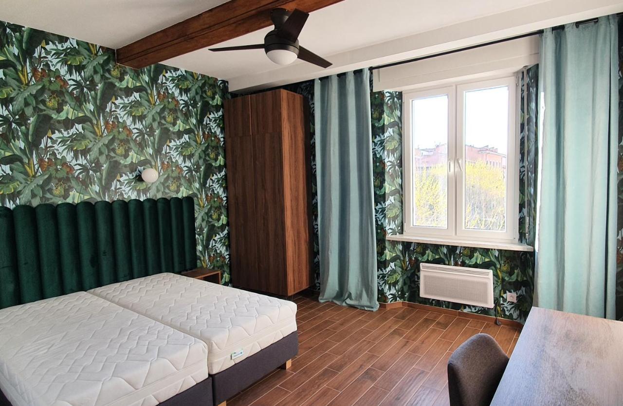 Luxurio Rooms With Baths Livorno Exteriör bild