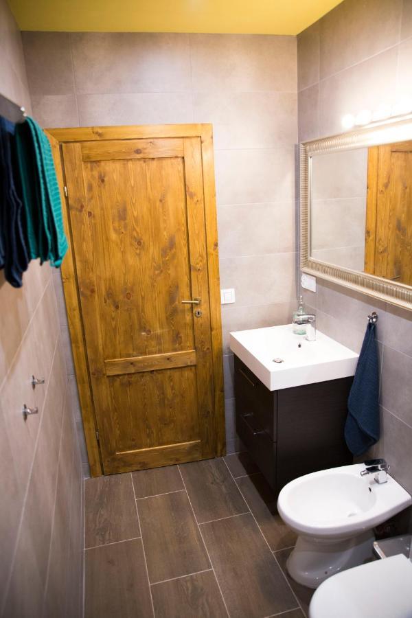 Luxurio Rooms With Baths Livorno Exteriör bild