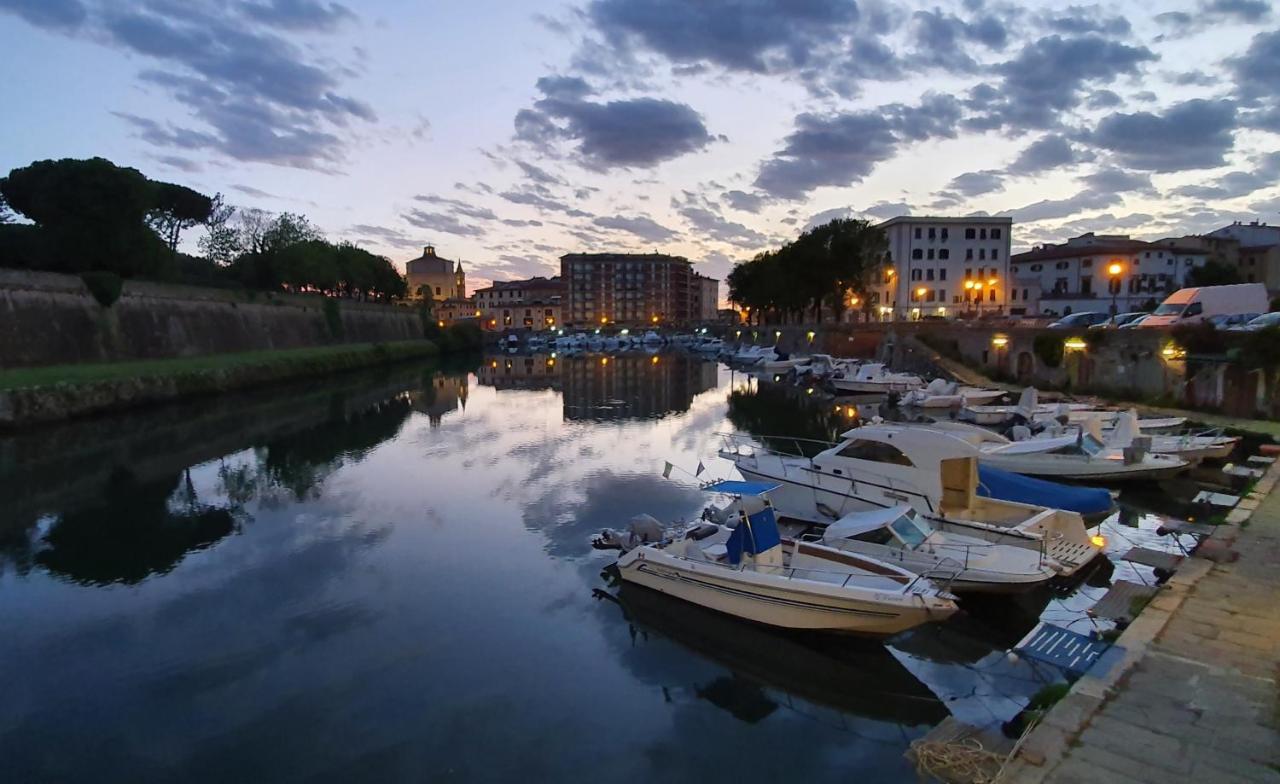 Luxurio Rooms With Baths Livorno Exteriör bild