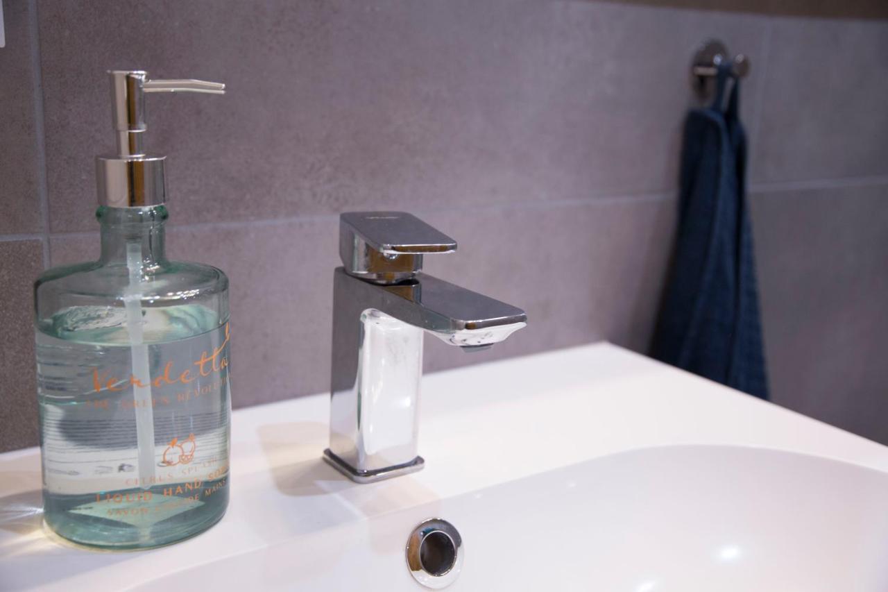 Luxurio Rooms With Baths Livorno Exteriör bild